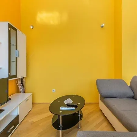 게스트하우스 Apartments Karigador *